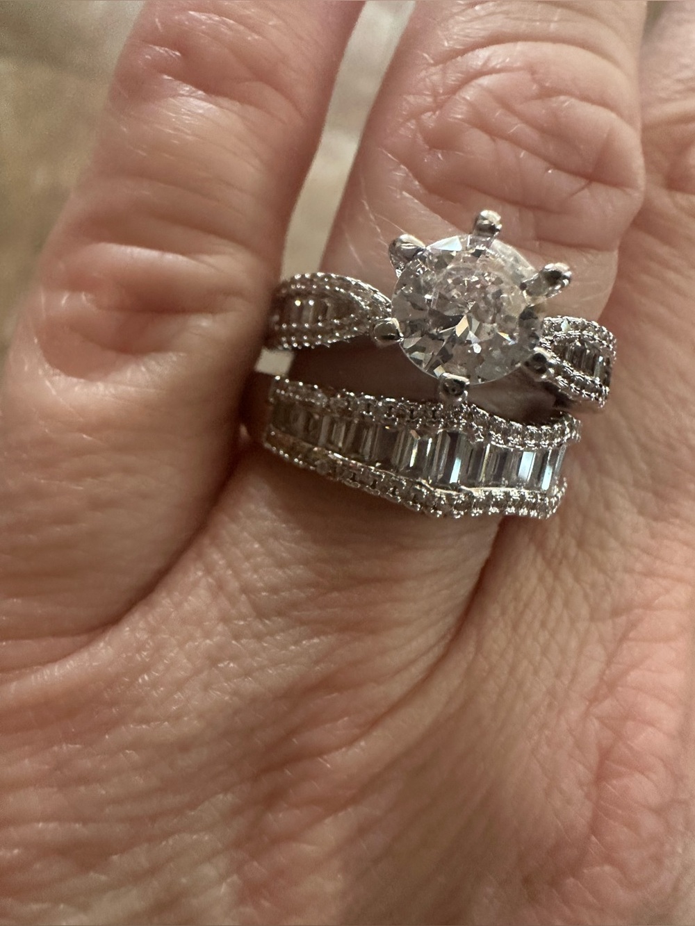 Ladies white gold plated engagement ring set with CZ’s and crystals size 8 New
